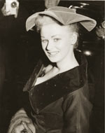Sabrina at Anthea Askey's wedding 1956