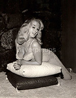 Sabrina with cushions!