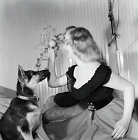 Sabrina (Norma Sykes) and her dog Shane